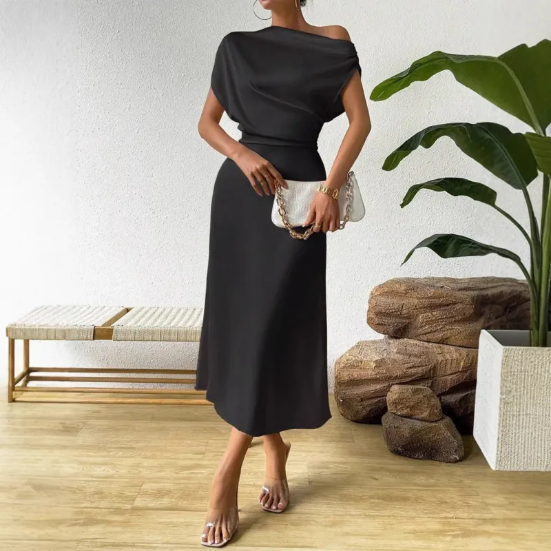 Damen Elegantes Wickelkleid mit asymmetrischem Oberteil und fließendem Schnitt – Élara