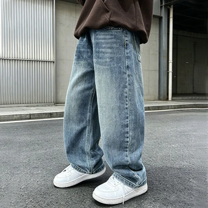Herren weite Denim-Jeans mit lässiger Passform – Vardeno